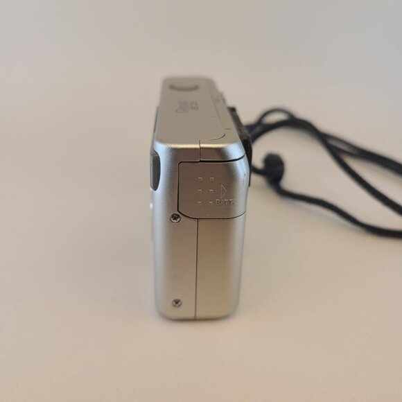 Konica Revio Point & Shoot APS Film Camera 24-48mm Zoom - Picture 3 of 8